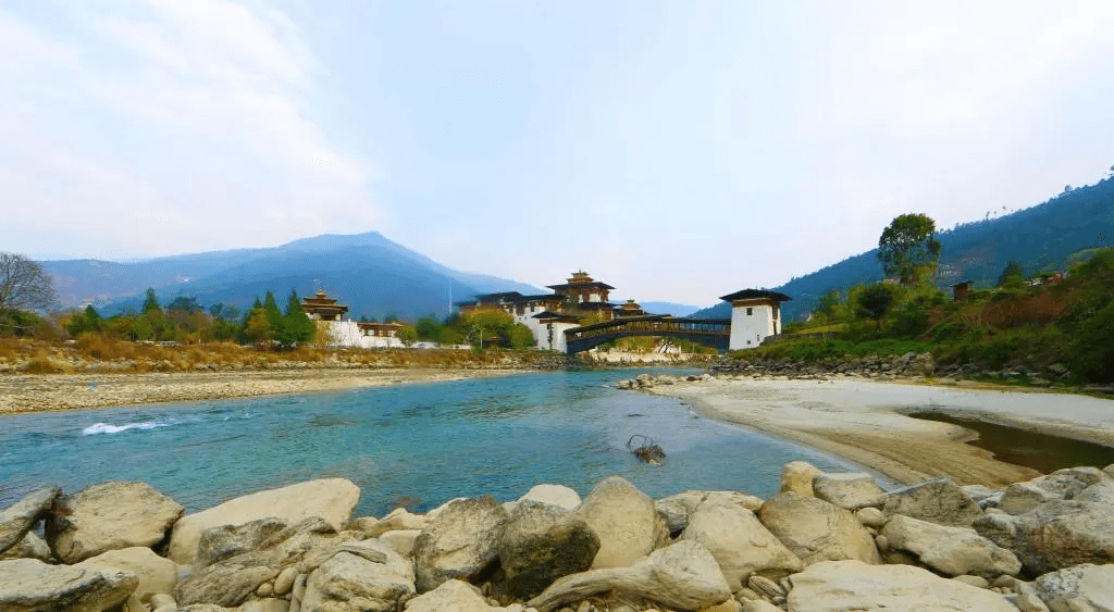 dzong